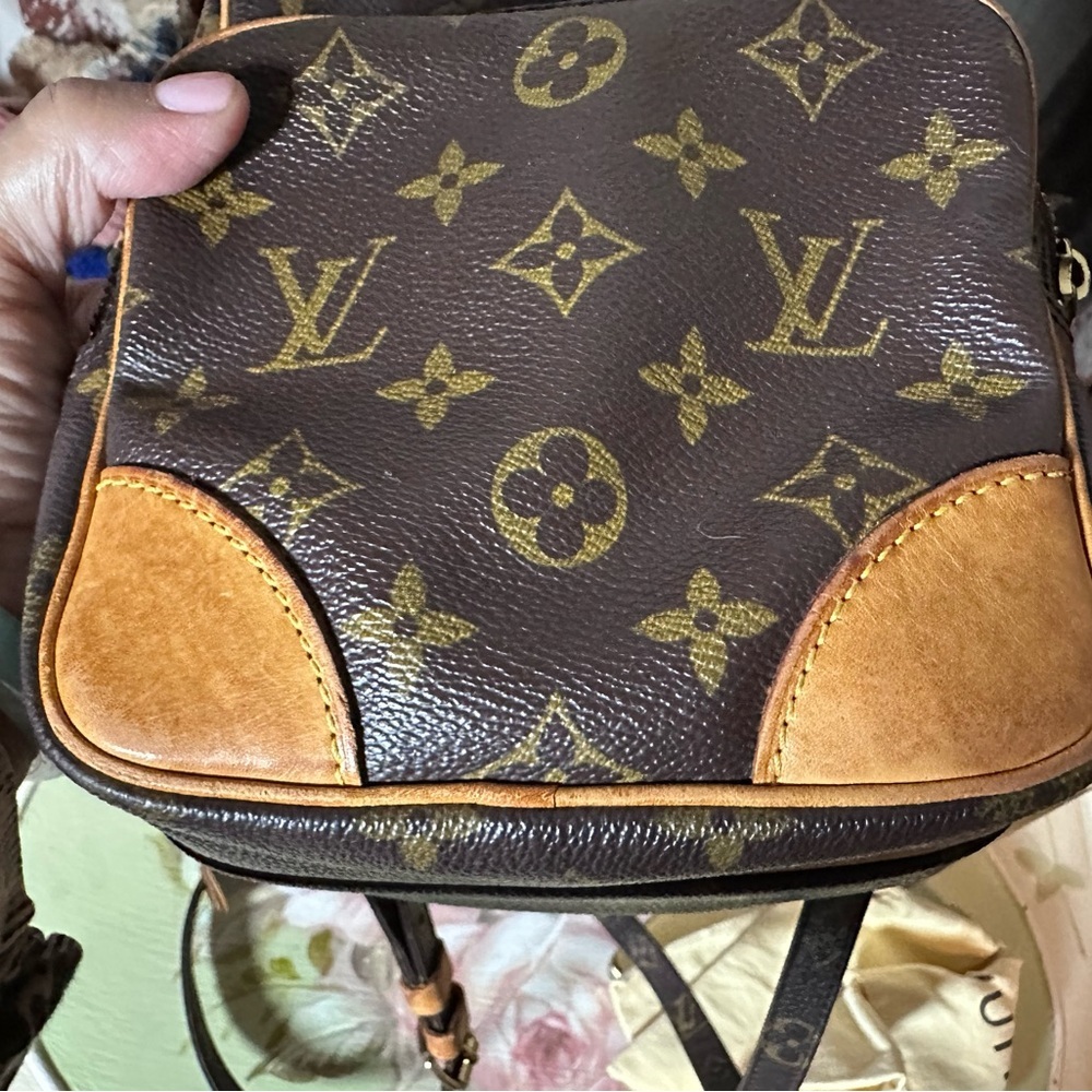 Louis Vuitton Monogram Amazone‎ Crossbody Bag - Picture 8 of 15